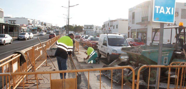 Yaiza inicia nuevas obras para mejorar la accesibilidad en el centro de Playa Blanca