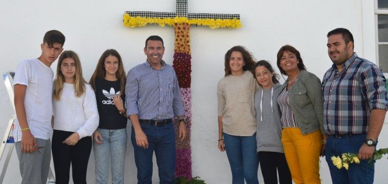 La Villa de Teguise se viste de flores para celebrar la Exaltación de la Cruz