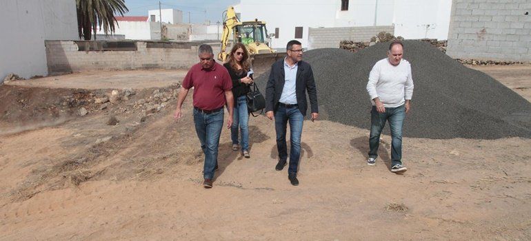 Teguise habilita las primeras bolsas de aparcamiento en el centro de La Villa