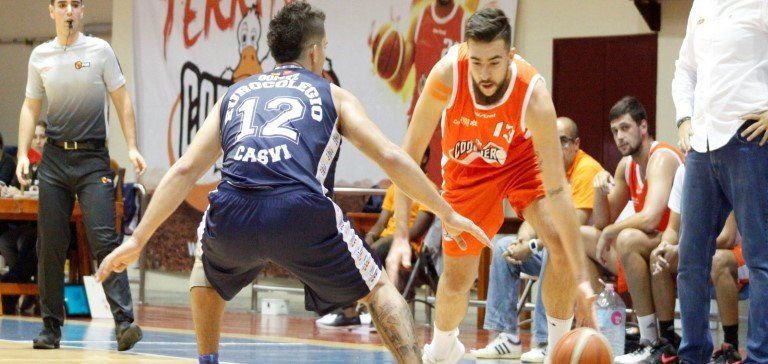 El Aloe Plus Lanzarote pierde ante el Casvi en un accidentado viaje a Madrid  (85-77)