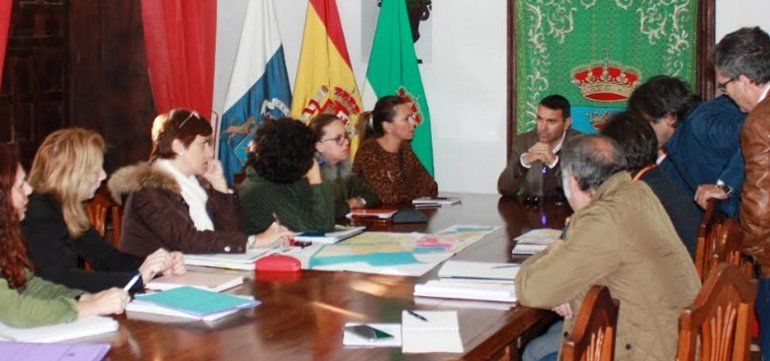 Teguise pide explicaciones al Cabildo ante la "preocupación" por la Residencia para Mayores