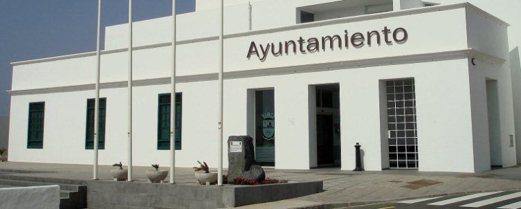 Más de 120 personas aspiran a la plaza de auxiliar administrativo convocada por el Ayuntamiento de Tías