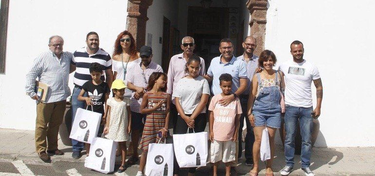 Teguise anuncia que "promoverá" la acogida de niños saharauis entre las familias del municipio