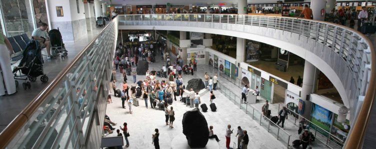 Detenido en el aeropuerto de Lanzarote un joven reclamado por la Audiencia de Palma de Mallorca