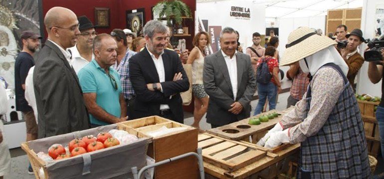 Fernando Clavijo destaca la vocación regional de la 30 edición de la Feria de Artesanía de Lanzarote