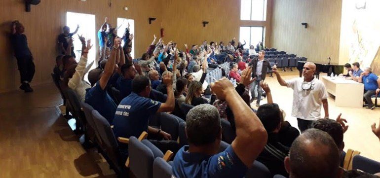 CCOO amenaza con "acciones judiciales y sindicales" contra Tías si no recupera las 35 horas semanales