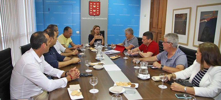 El Cabildo entregará finalmente las mascarillas para los niños a través de los ayuntamientos