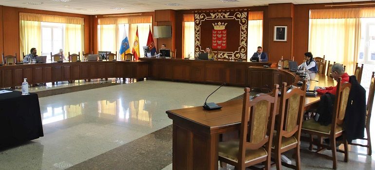 El Cabildo aprueba por unanimidad un reconocimiento extrajudicial de deuda de casi 1,5 millones de euros