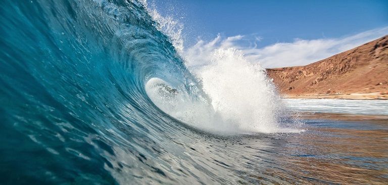 El Gobierno canario ultima la declaración de las olas de Lanzarote como patrimonio natural y de interés deportivo