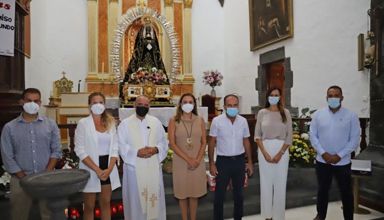 Ofrenda del Cabildo a la Virgen de Los Dolores