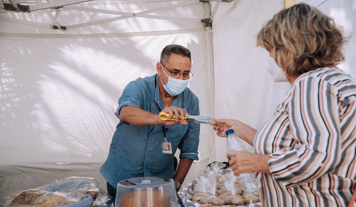 San Bartolomé acoge una nueva jornada del Mercado Artesanal