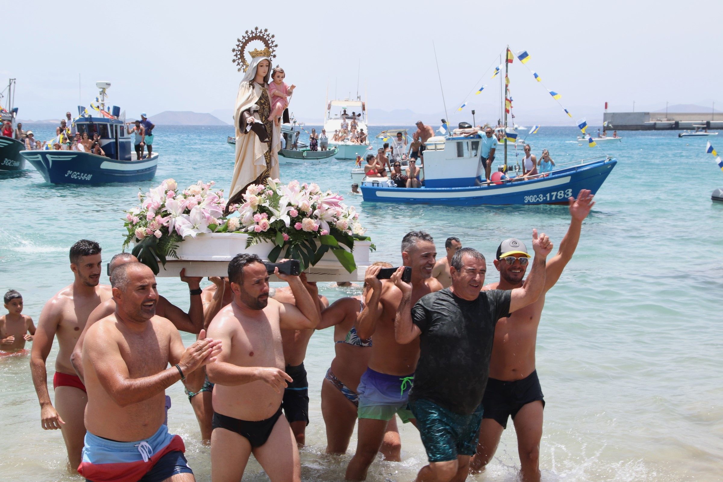 Procesión marítima del Carmen de Playa Blanca 2022