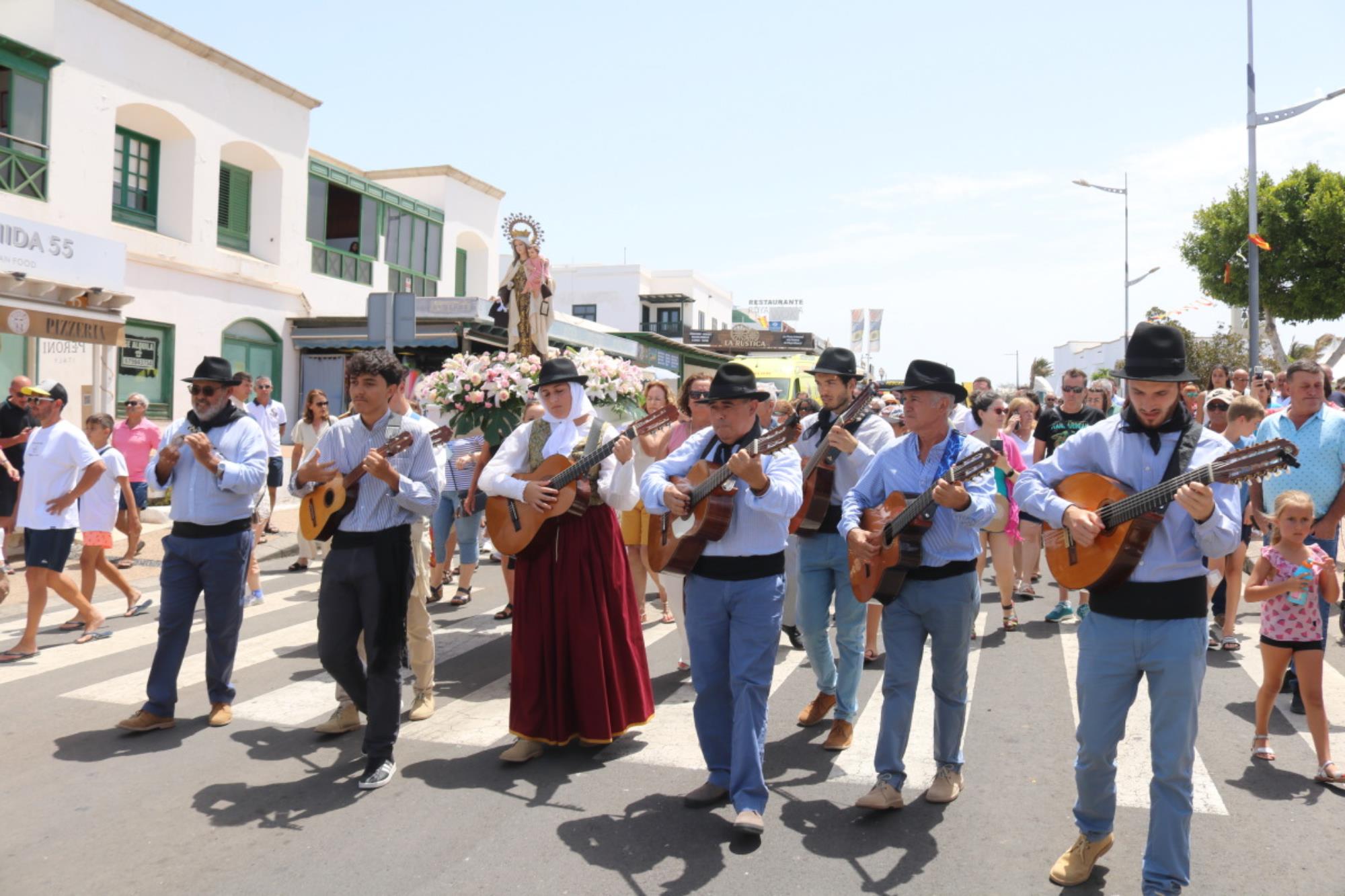 Procesión marítima del Carmen de Playa Blanca 2022