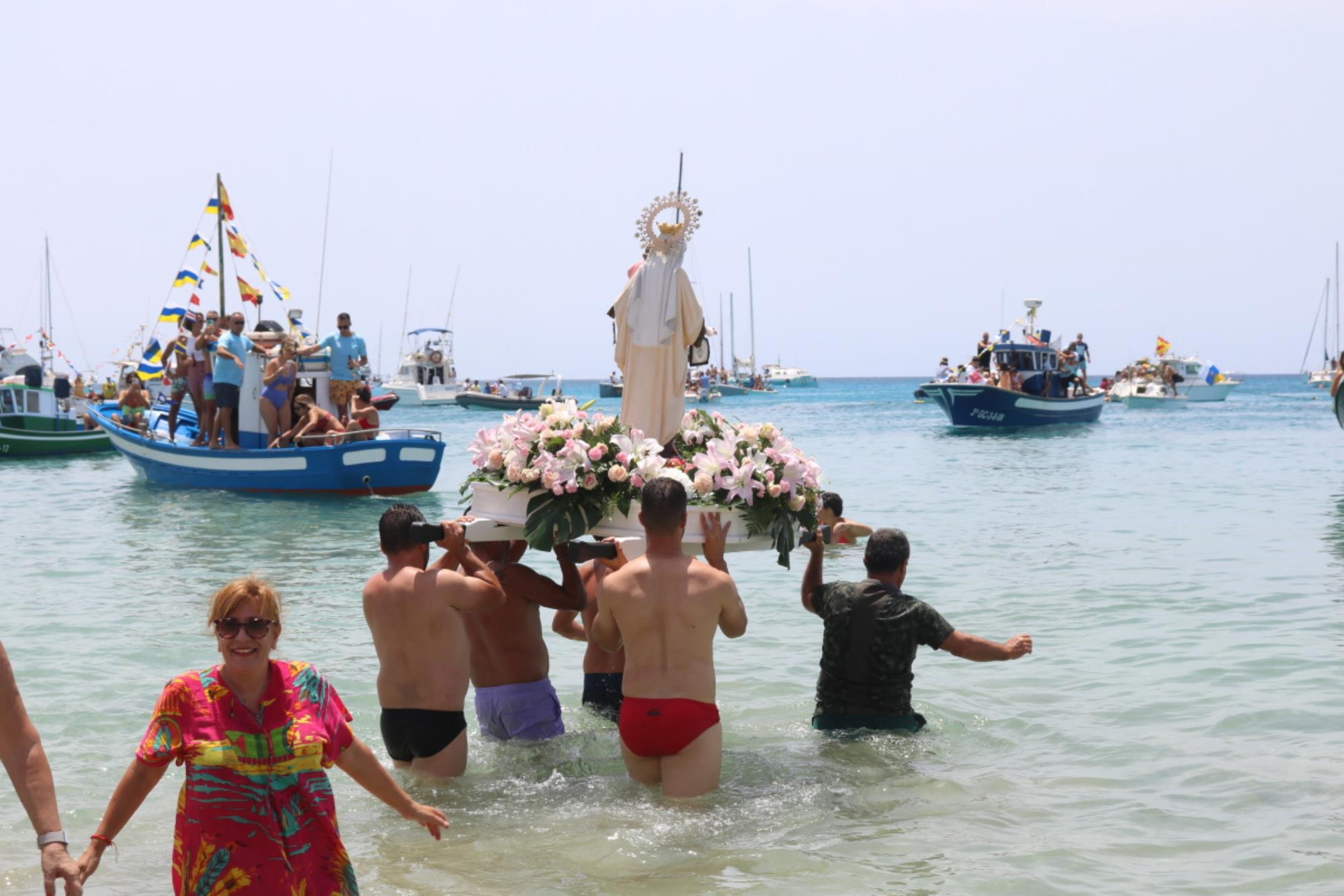 Procesión marítima del Carmen de Playa Blanca 2022