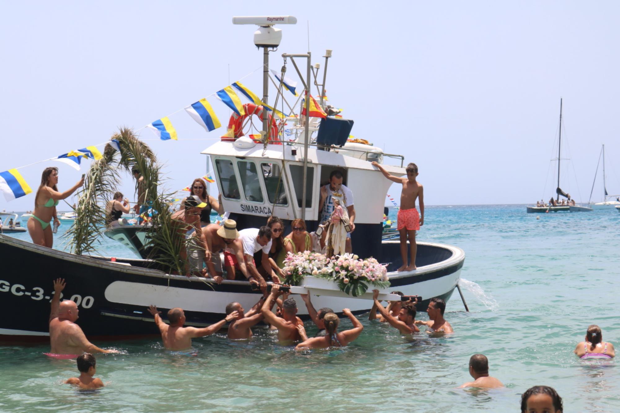 Procesión marítima del Carmen de Playa Blanca 2022