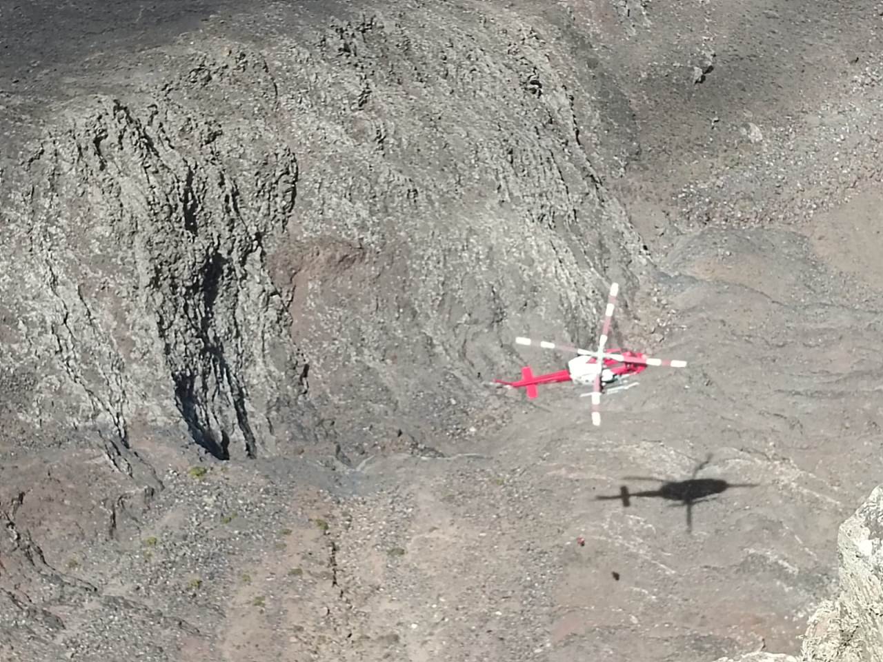 Rescate del cuerpo de una mujer precipitada en el Risco de Famara