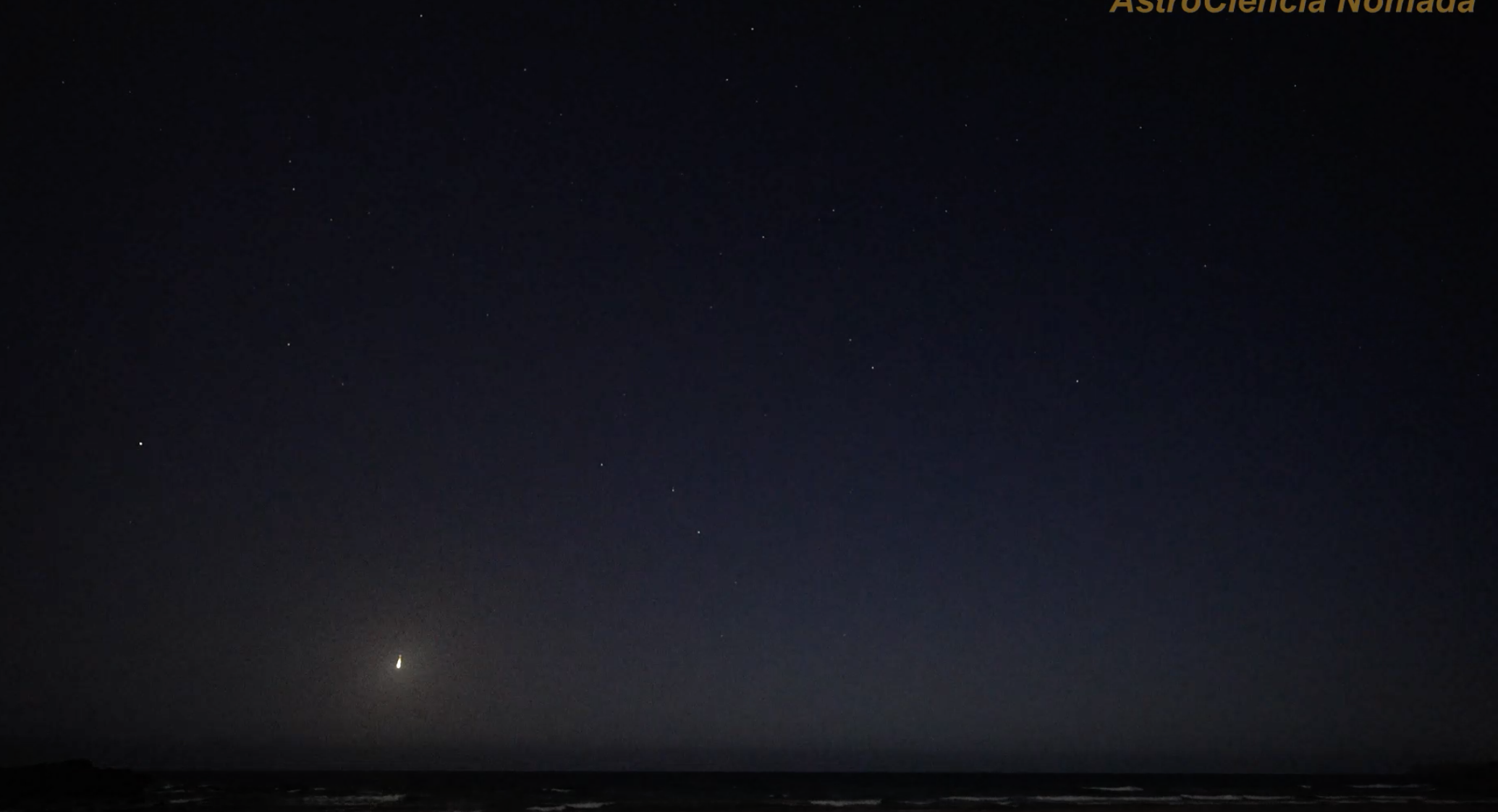 Un bólido captado durante una lluvia de estrellas. Foto: Astrociencia Nómada.