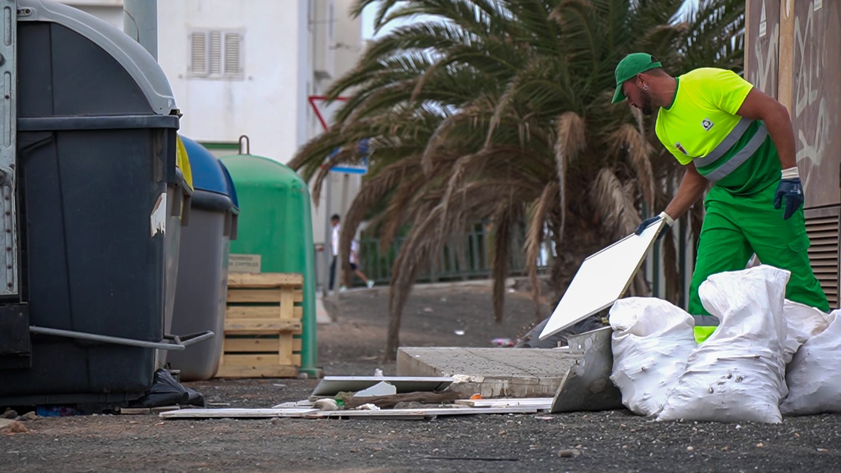 Servicio de recogida de enseres. Foto: Ayuntamiento de Arrecife.