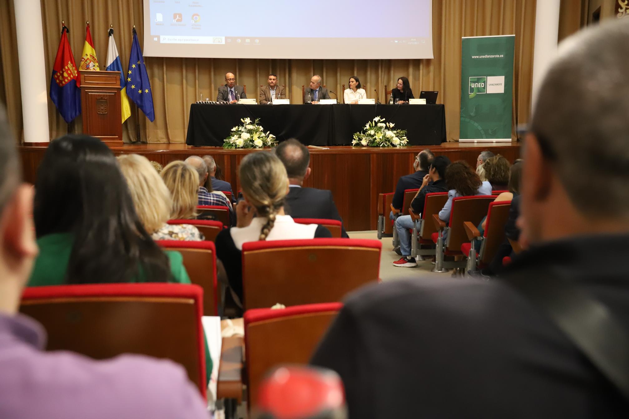 Se inaugura el nuevo curso académico 20232024 de la 'UNED Lanzarote'