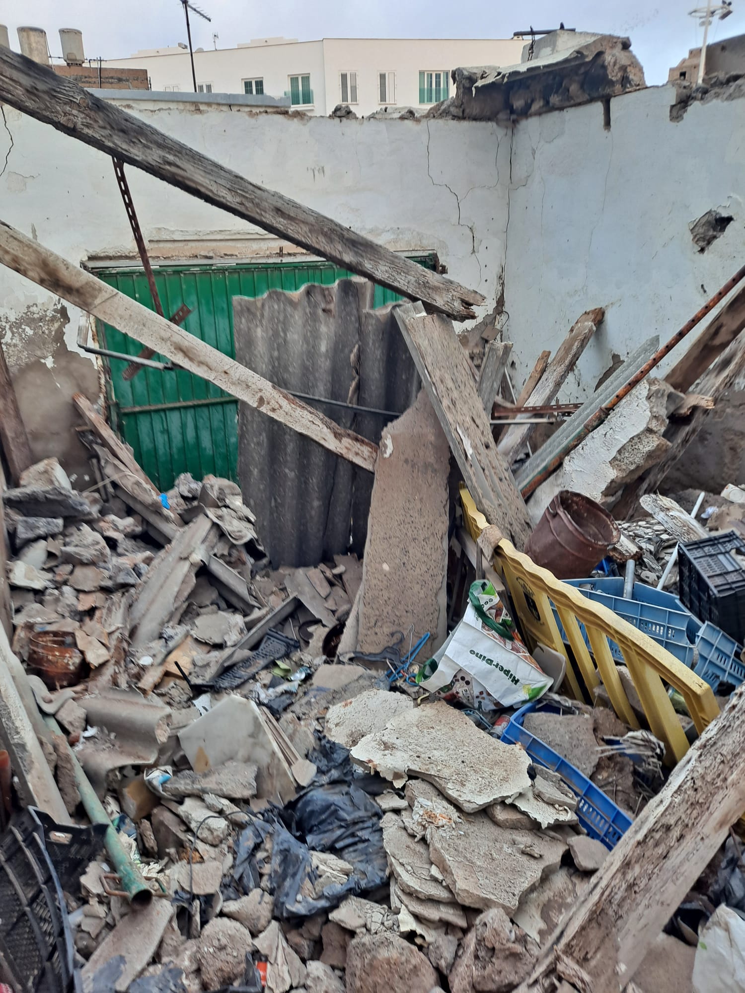 La vivienda abandonada en la que han ocurrido los hechos (Foto: Consorcio de Seguridad y Emergencias).