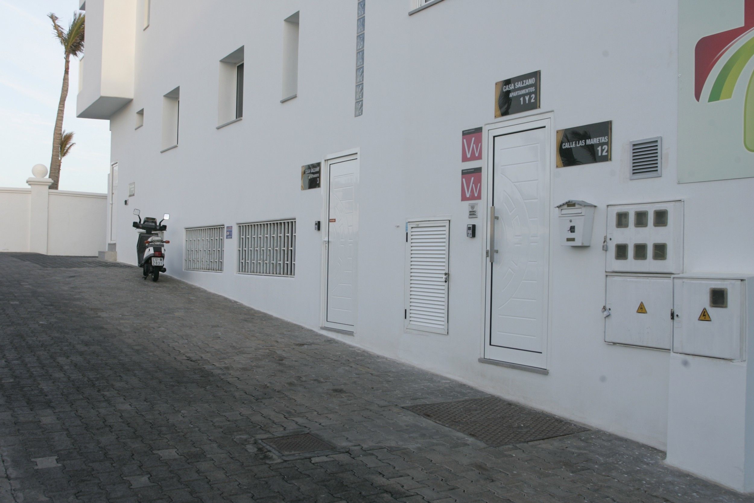 Una de las viviendas vacacionales ofertadas en Playa Blanca, Yaiza. Foto: Juan Mateos.