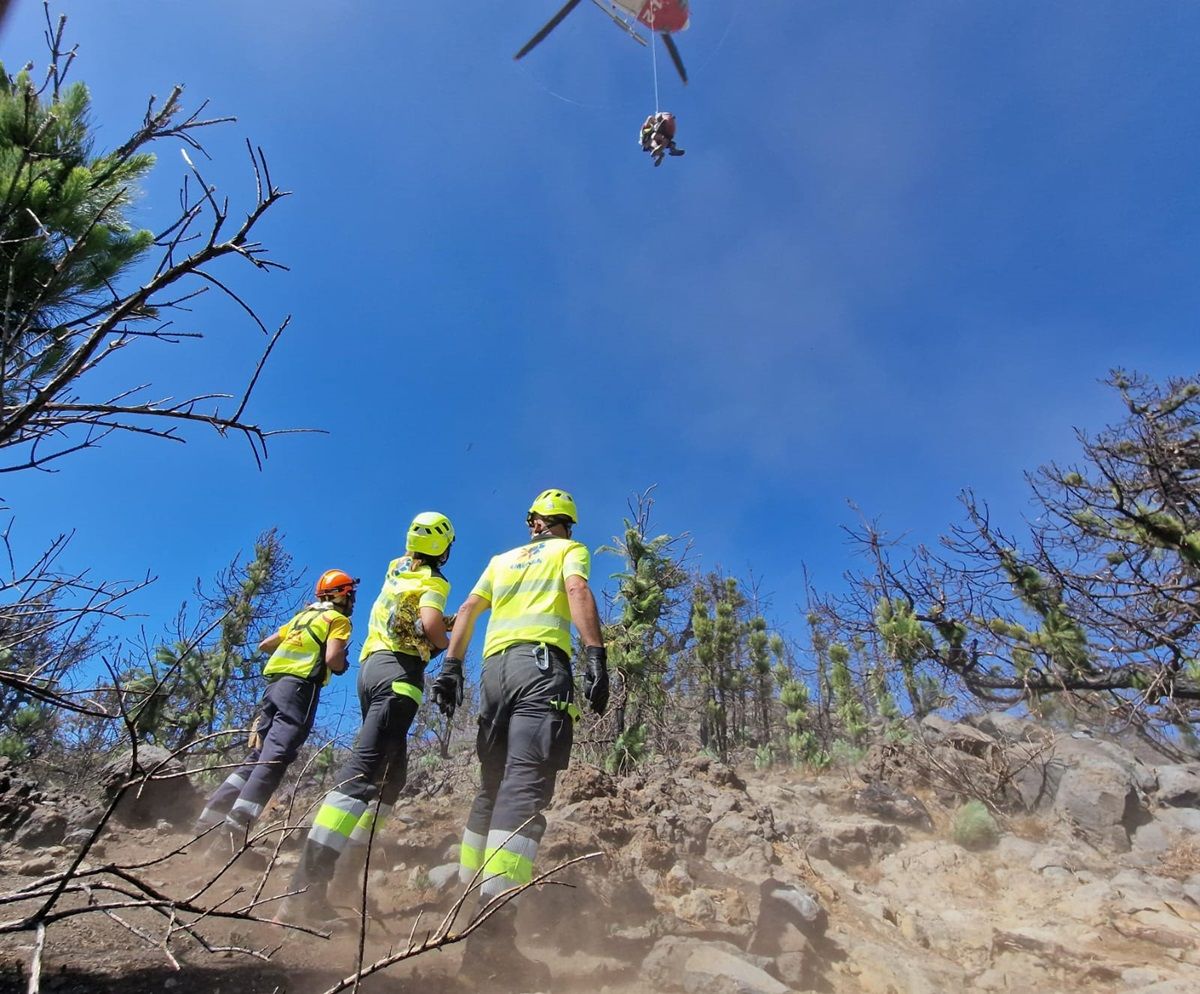 El equipo de Emerlan actuando en la prueba Transvulcania en La Palma