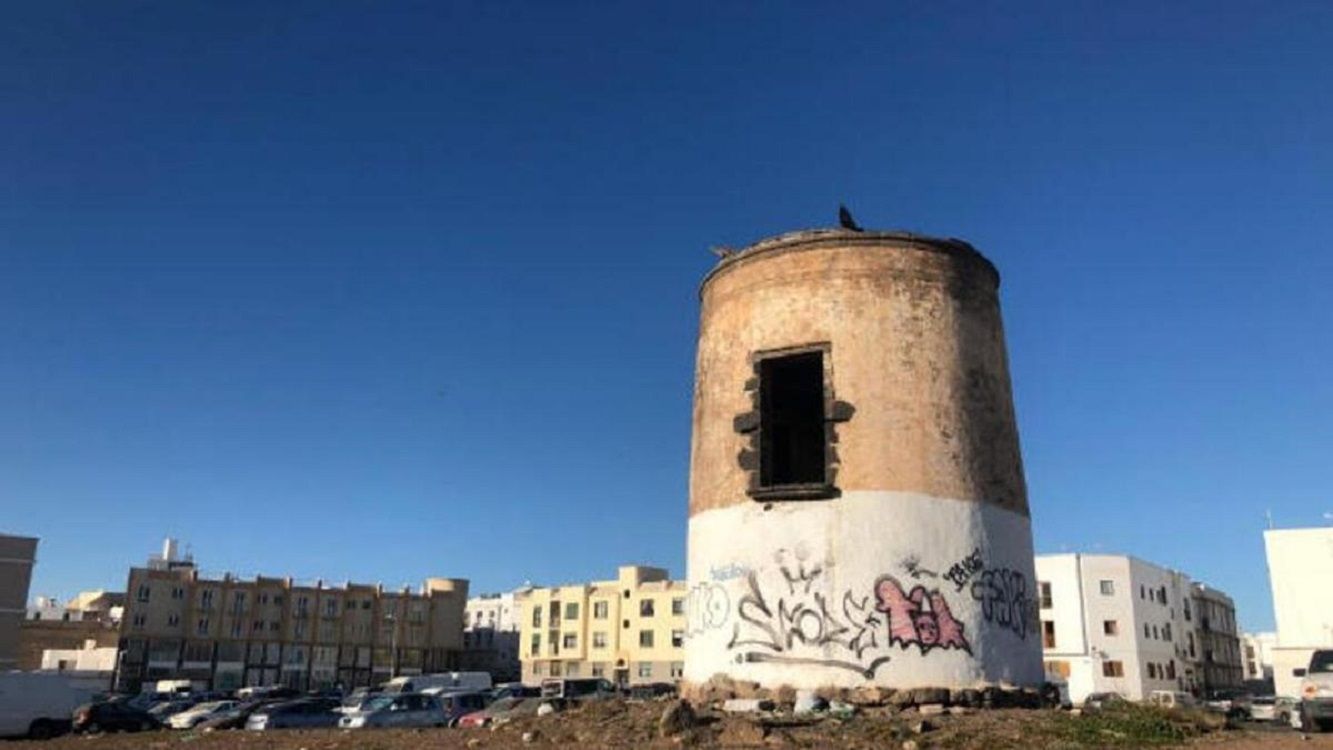 Molino de Cabo Pedro en Arrecife. Foto: La Provincia.