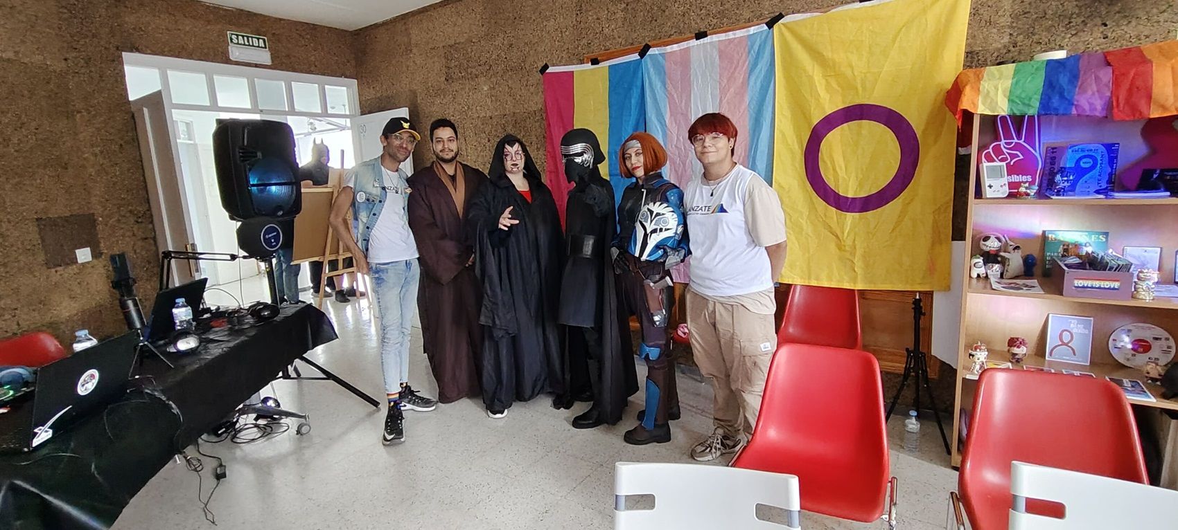 Los participantes celebrando el Día del Orgullo Friki en Arrecife