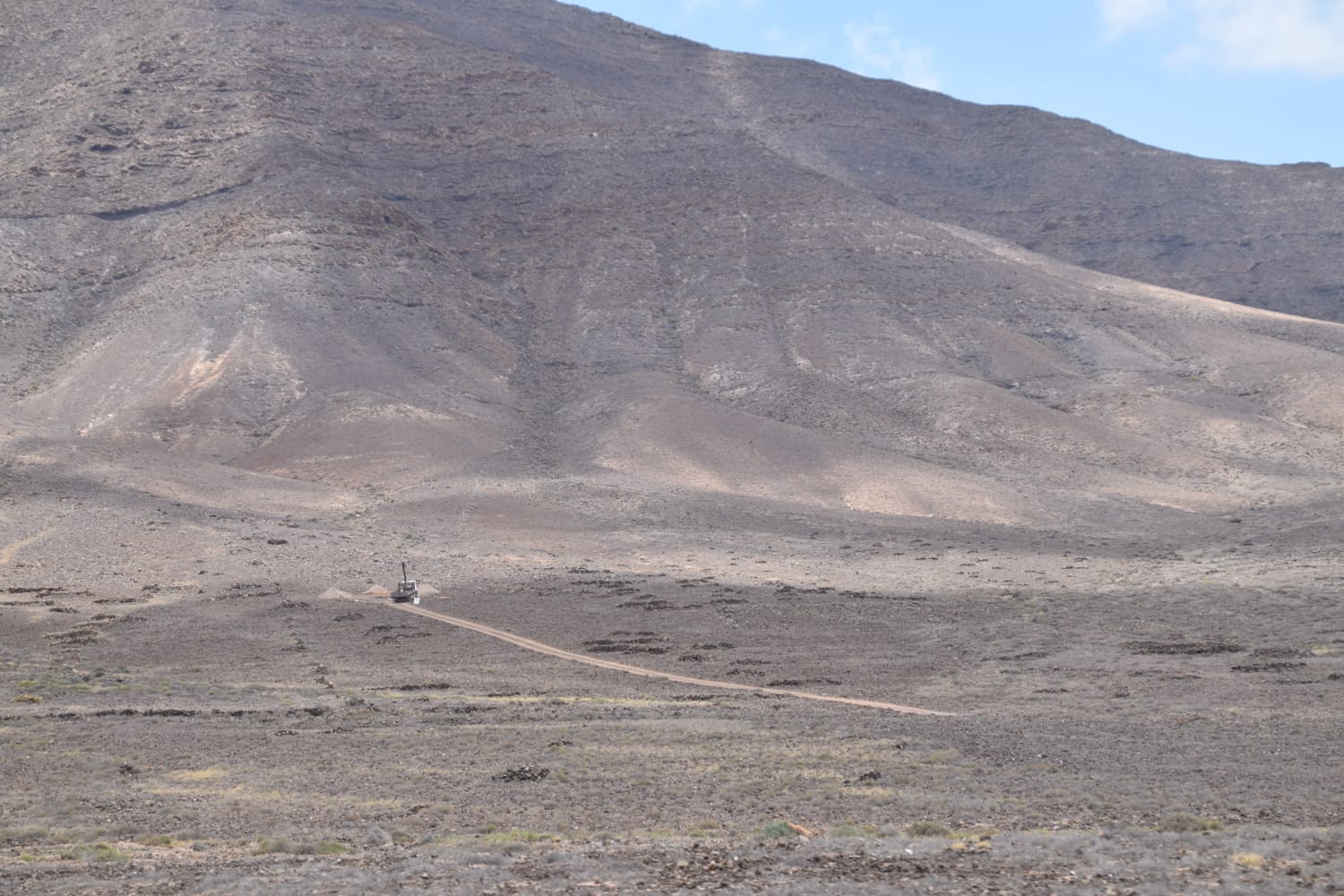 Arranca la instalación de las torres de alta tensión de Red Eléctrica en el sur de Lanzarote