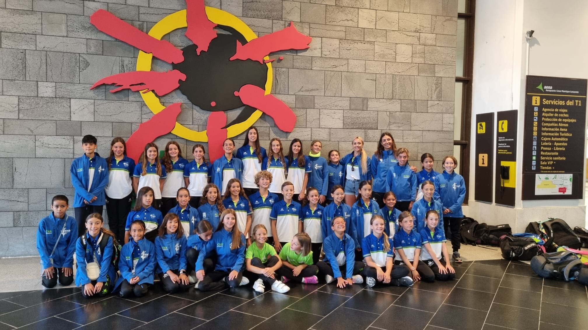 CD Pingüinos en el campeonato de Canarias de verano de natación artística