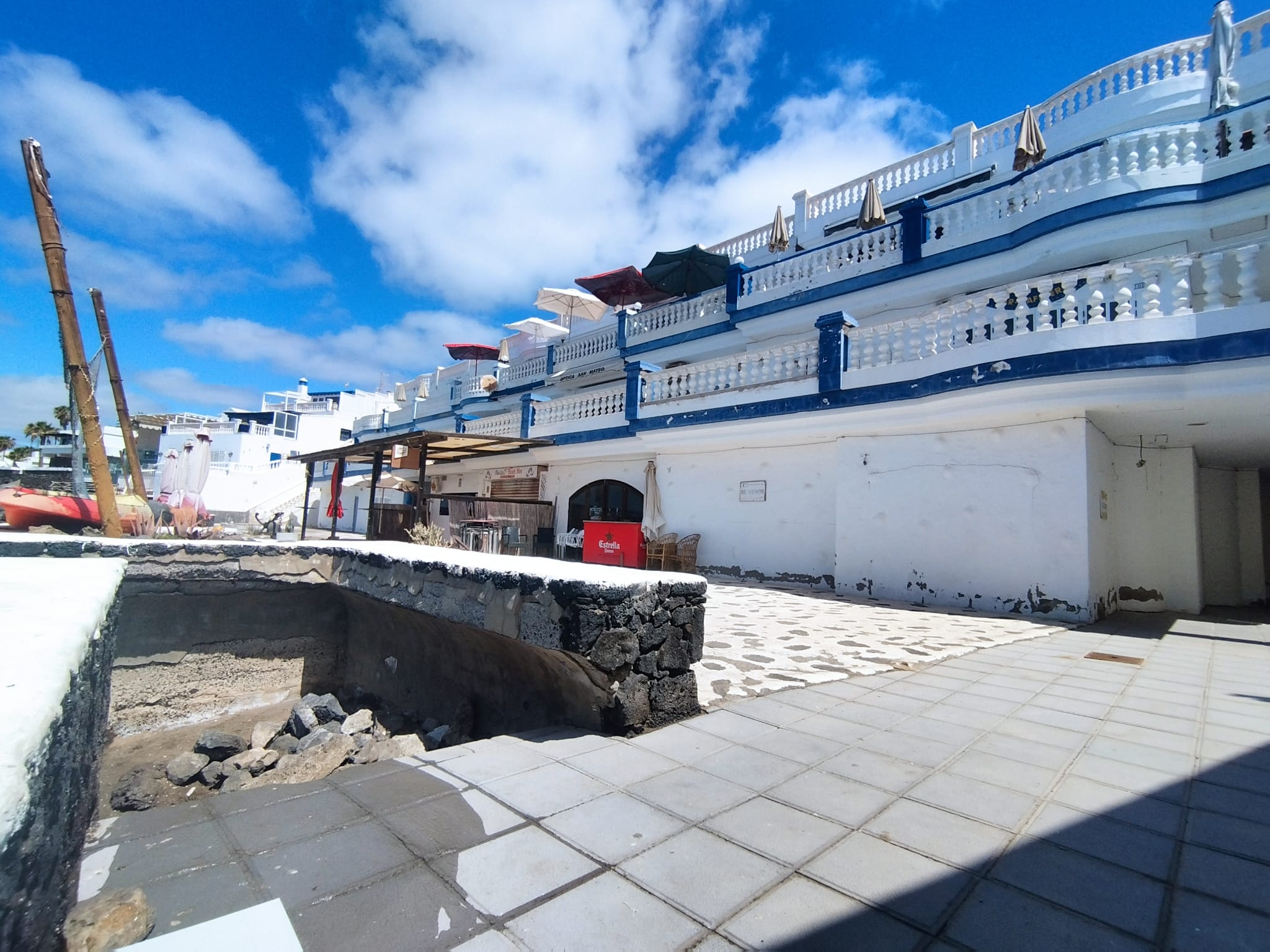 CC Tías denuncia el vertido de "aguas fecales" al mar desde un centro comercial en Puerto del Carmen