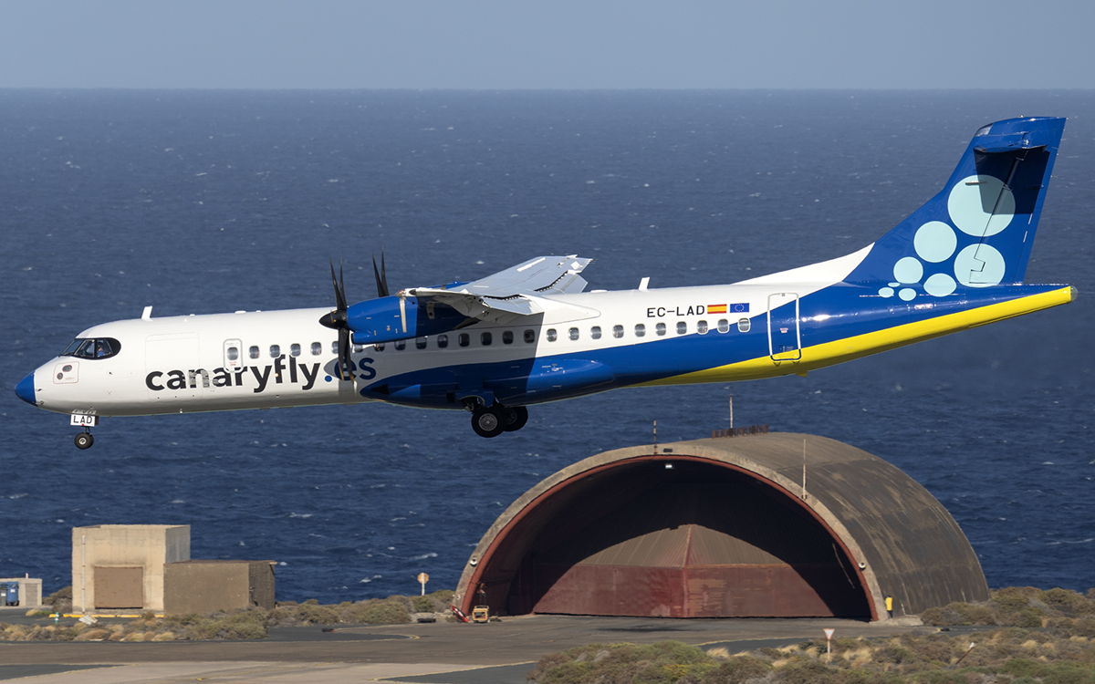 Aterrizaje de un avión de Canaryfly