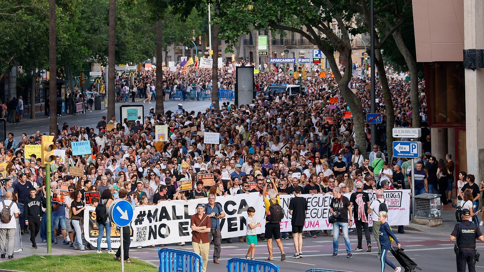 Manifestación contra el turismo de masas en Palma de Mallorca el pasado mayo. Foto: RTVE. 