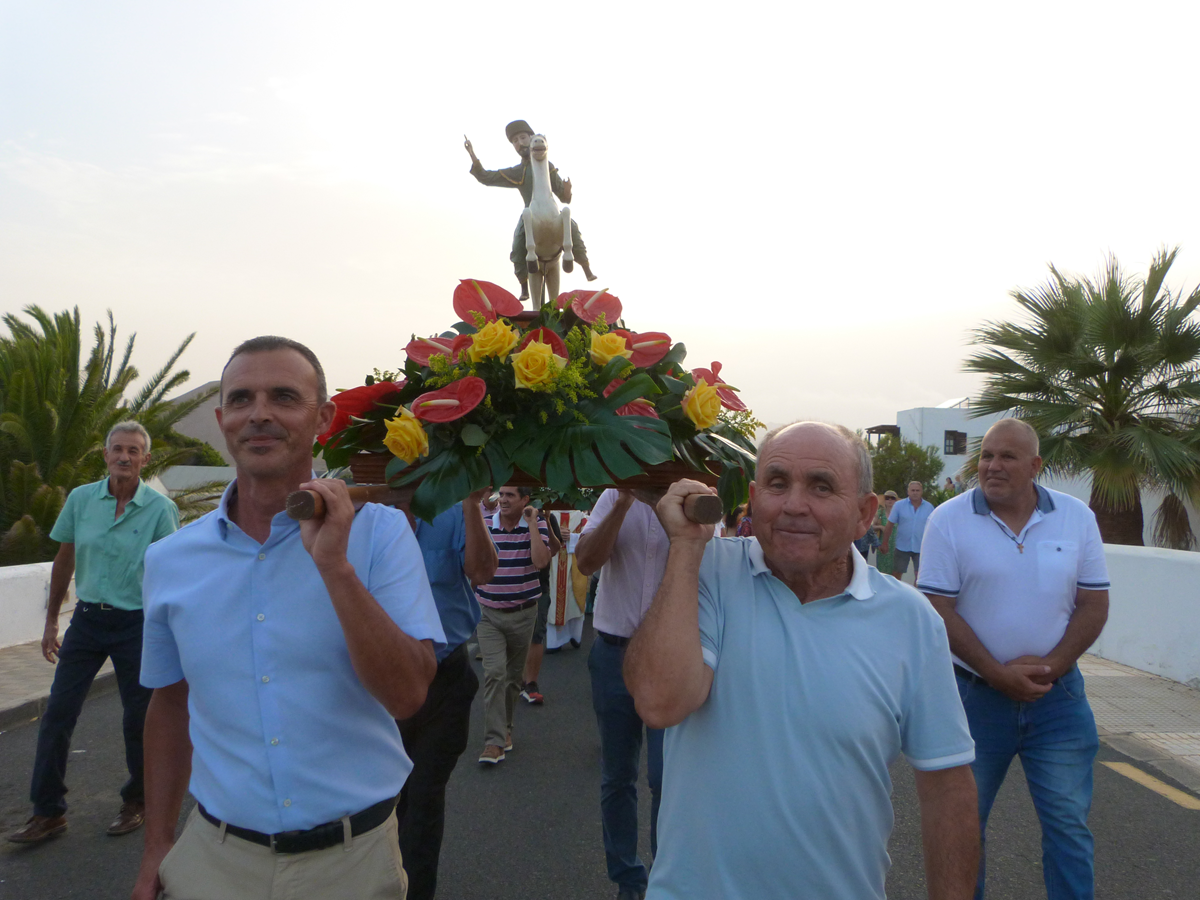 Procesión de la imagen de Santiago Apóstol