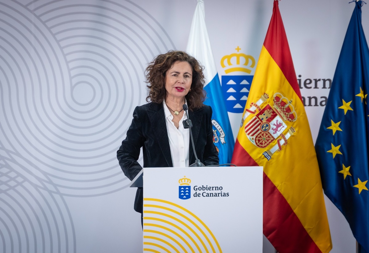 Matilde Asián, consejera de Hacienda. Inversión Pública.