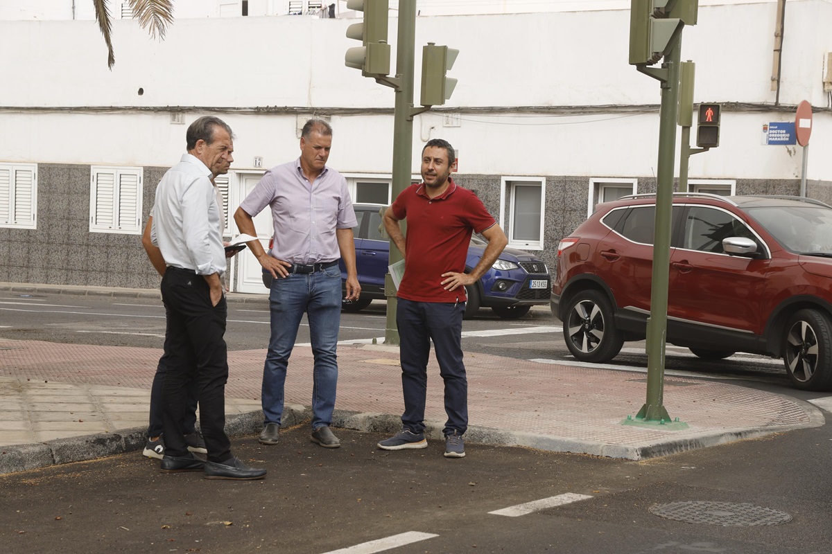 Concluyen las obras de saneamiento en la Avenida Eugenio Rijo Rocha de Arrecife )