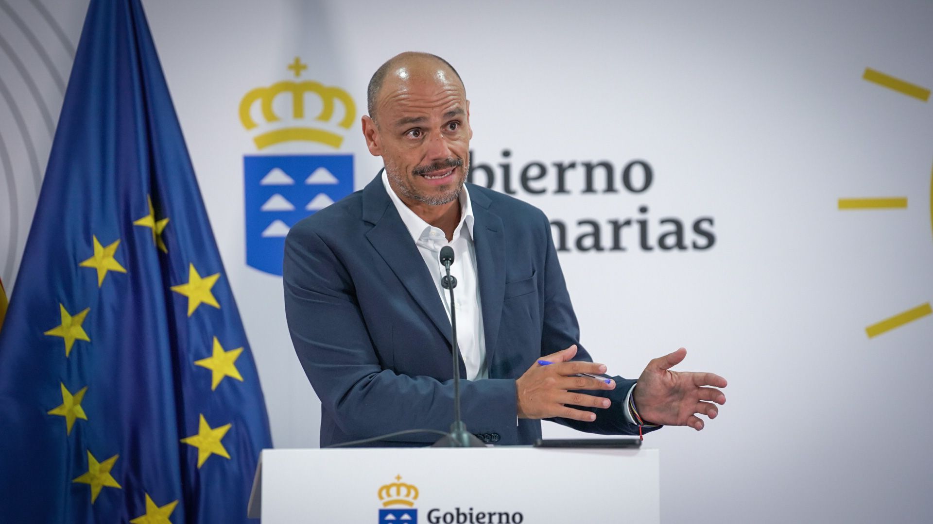 El portavoz del Gobierno de Canarias, Alfonso Cabello, rueda de prensa 26 de agosto