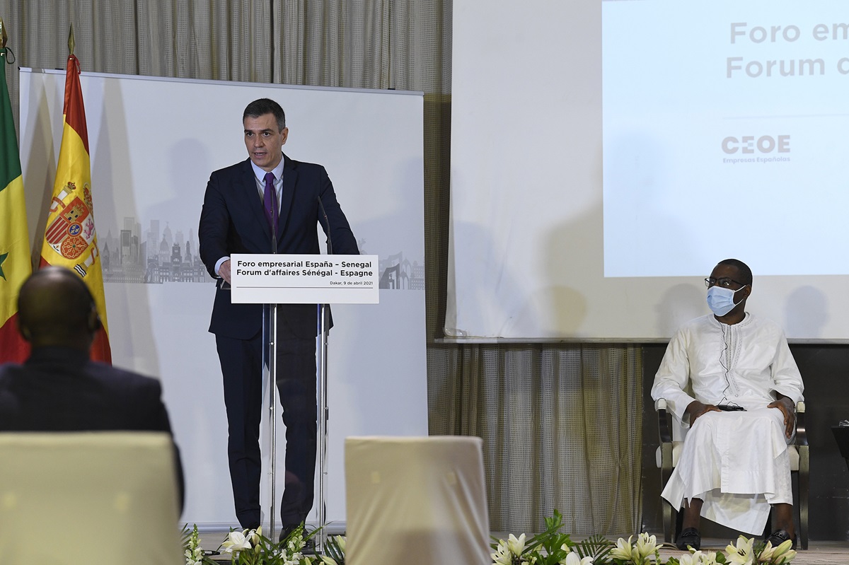 Sánchez en su gira por África Occidental en Senegal (Foto: Moncloa)