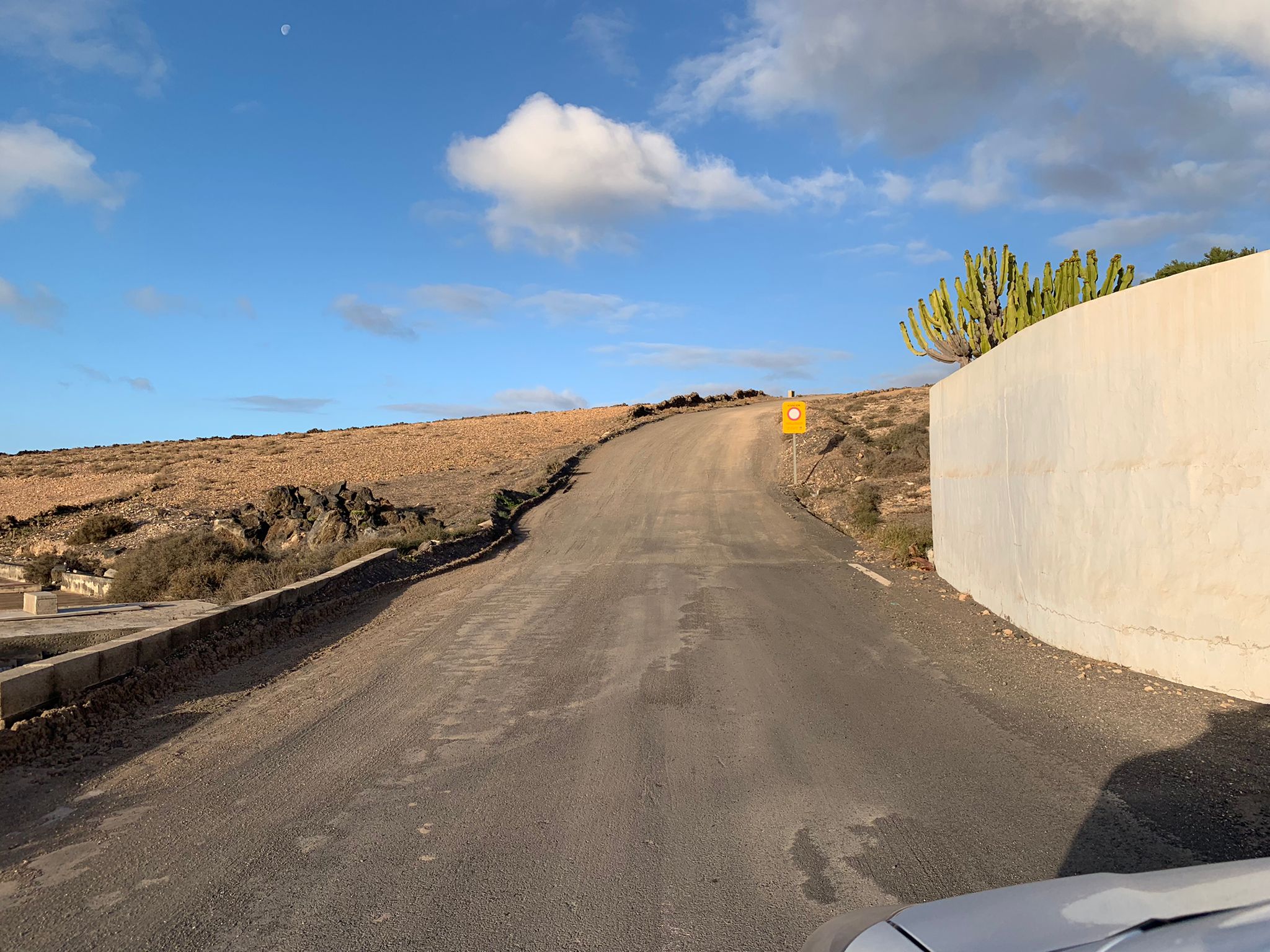 El camino El Berriel, que conecta el Lugar de Abajo con el casco urbano de Tías.