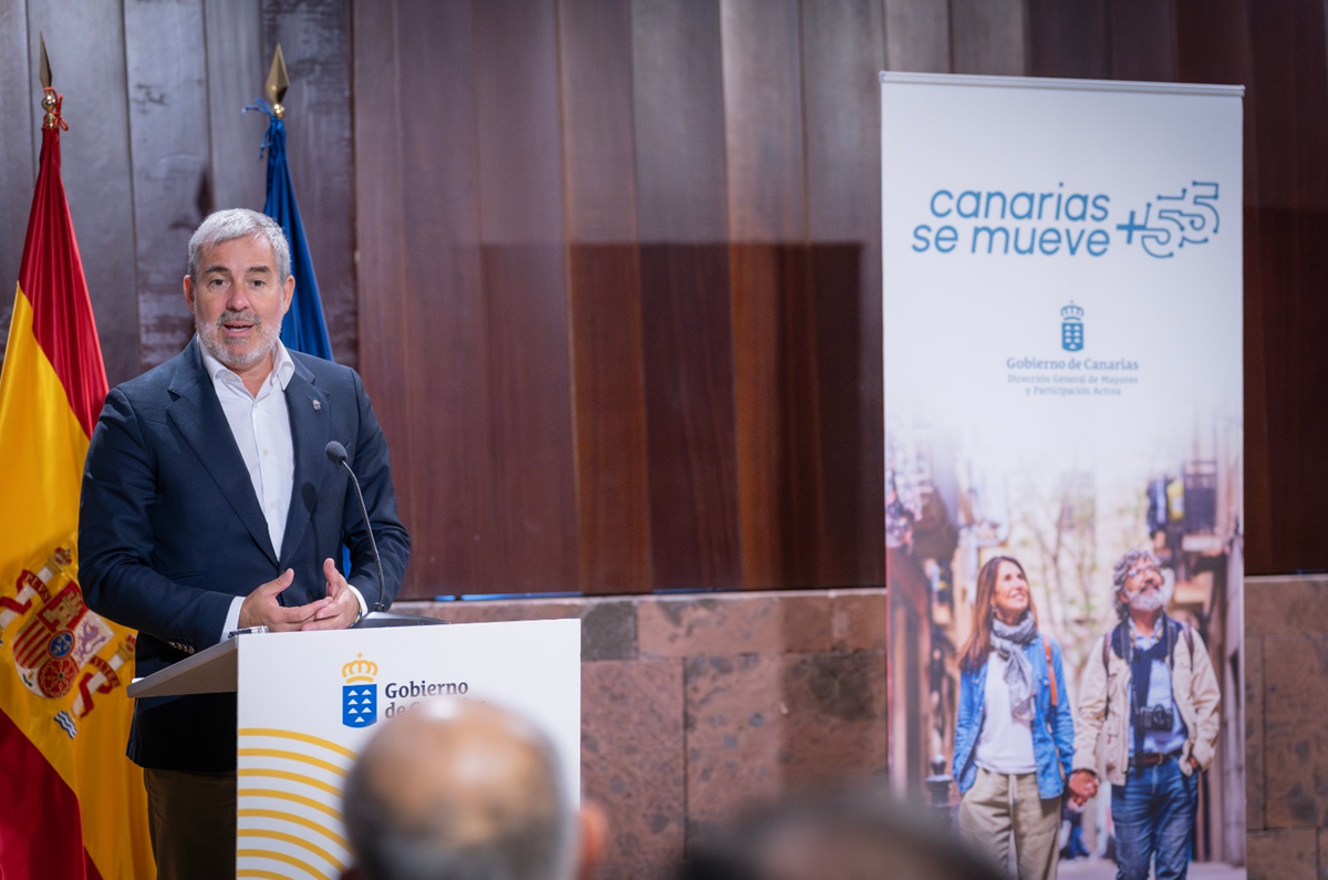 El presidente de Canarias, Fernando Clavijo, durante la presentación de la iniciativa