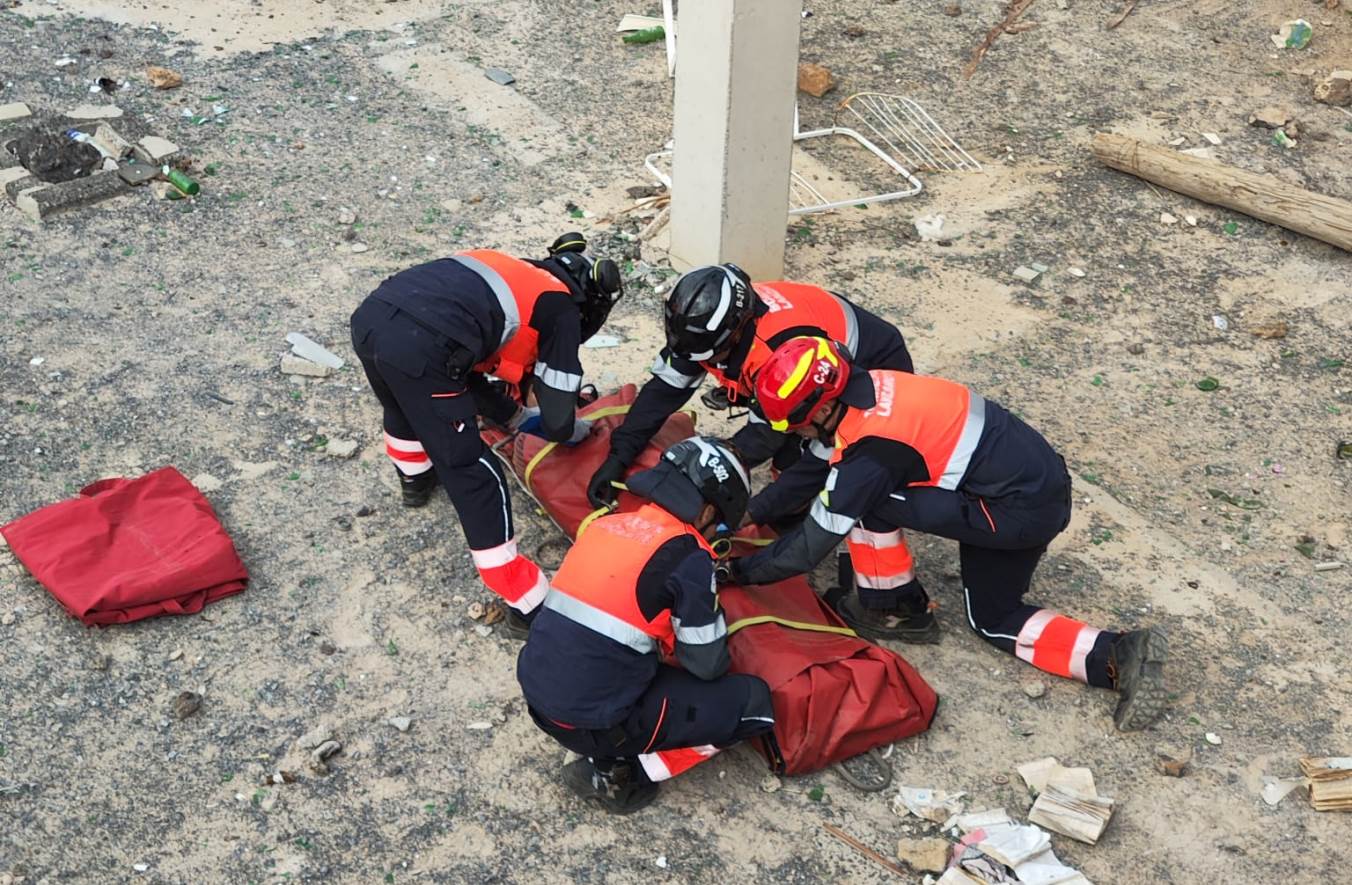 Herido tras caerse en una obra abandonada en Playa Blanca