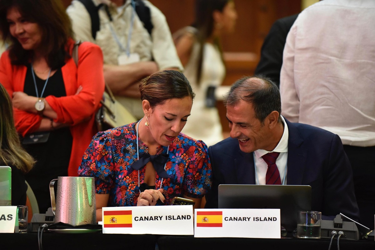 La consejera de Turismo, Jéssica de León, y el director gerente de Turismo, José Juan Lorenzo