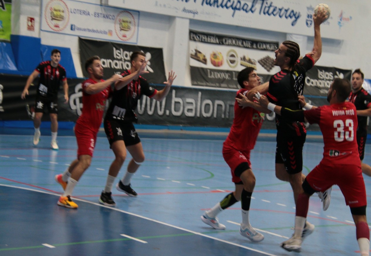 El San José Obrero se impone por 30 a 27 al Balonmano Proin Sevilla 