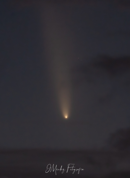 El "cometa del siglo" a su paso por Lanzarote. Foto: Juan Méndez.