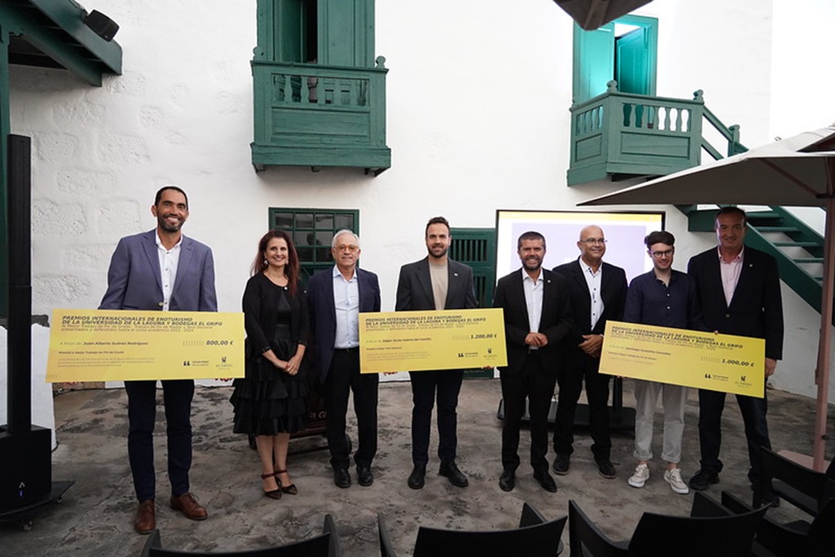 Premiados en el primer certamen de El Grifo a las mejores tesis universitarias sobre enoturismo