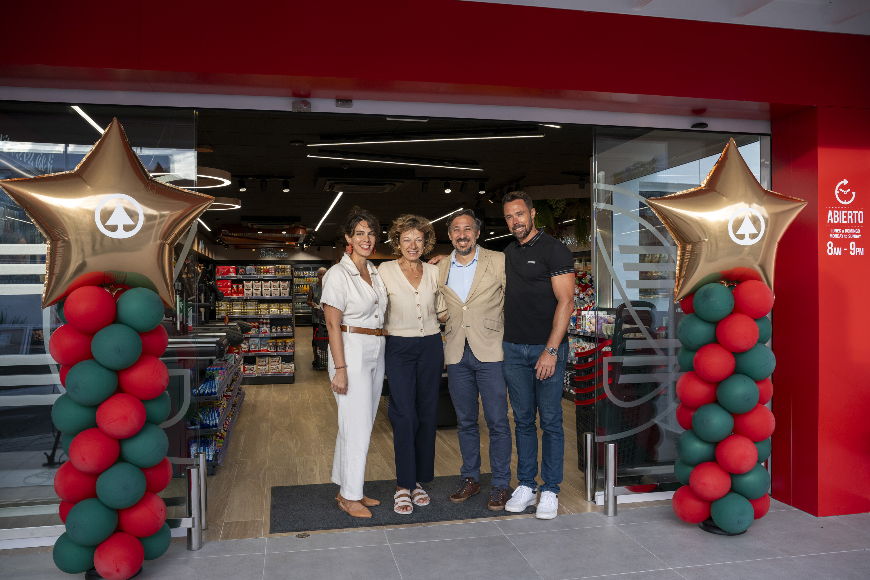 Inauguración de Spar en la calle Doramas de Puerto del Carmen