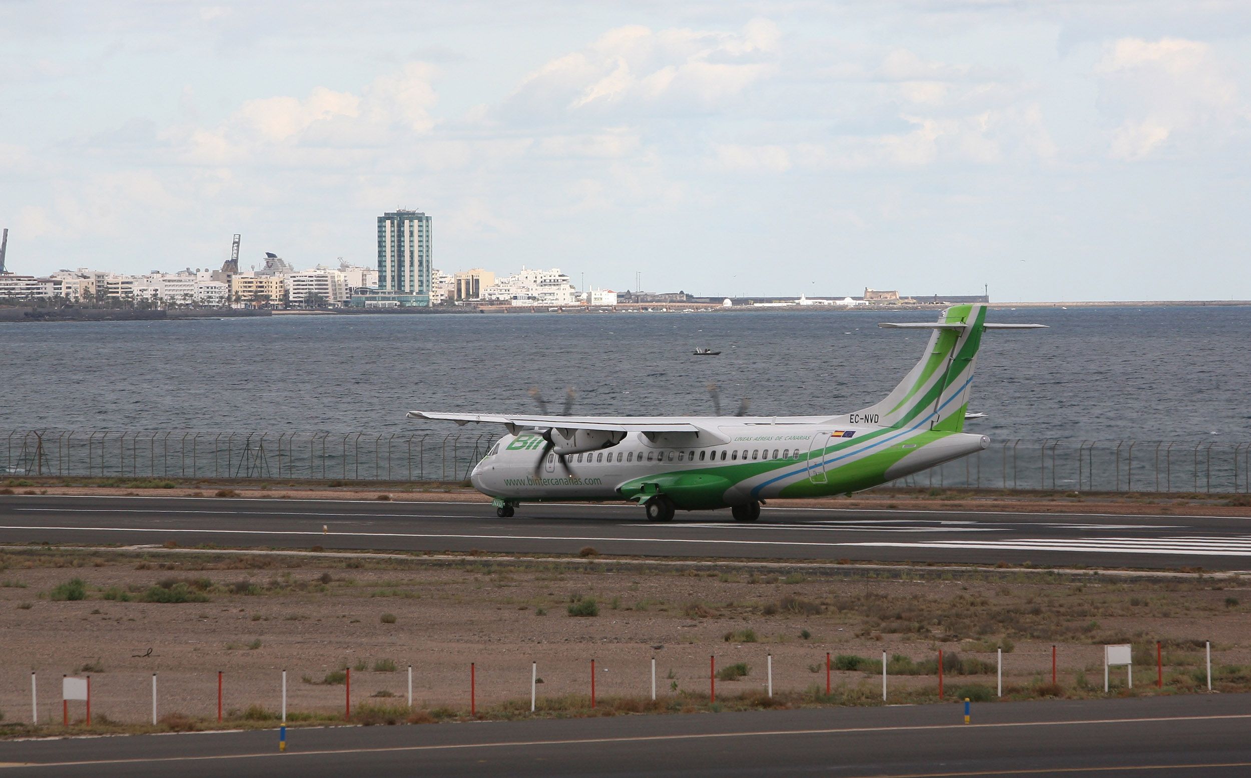 Avión de Binter en Lanzarote. Vuelos.