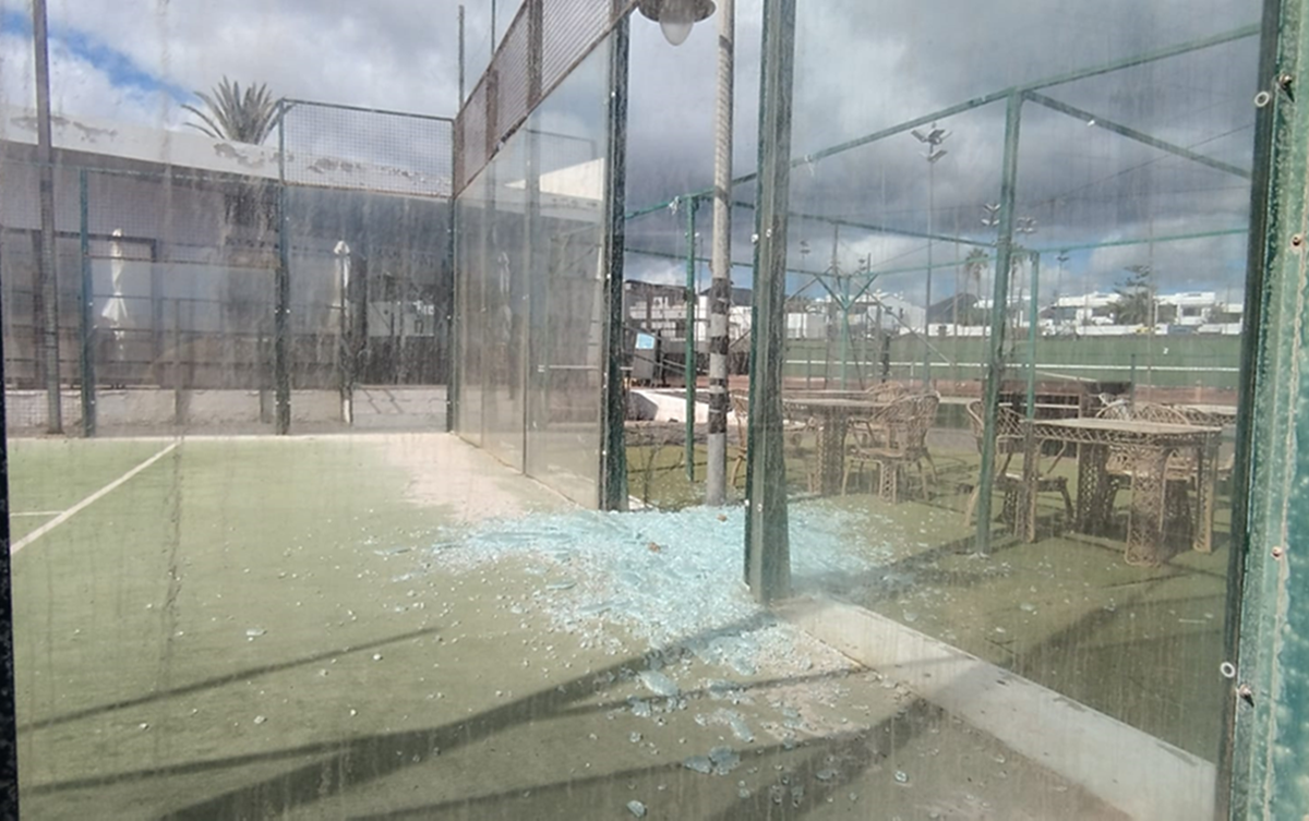 Imagen del estado de las canchas en Puerto del Carmen