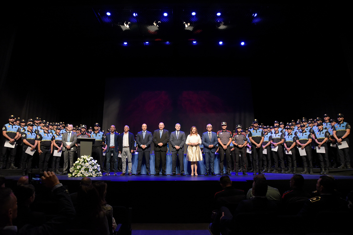 Acto de graduación de los 135 nuevos policías locales