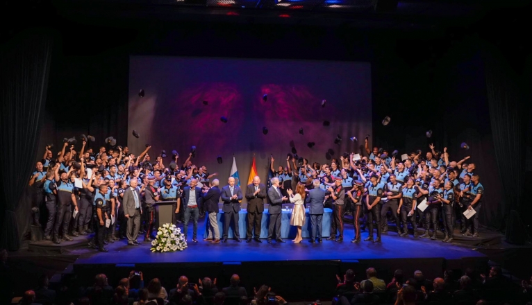 Acto de graduación de los 135 nuevos agentes